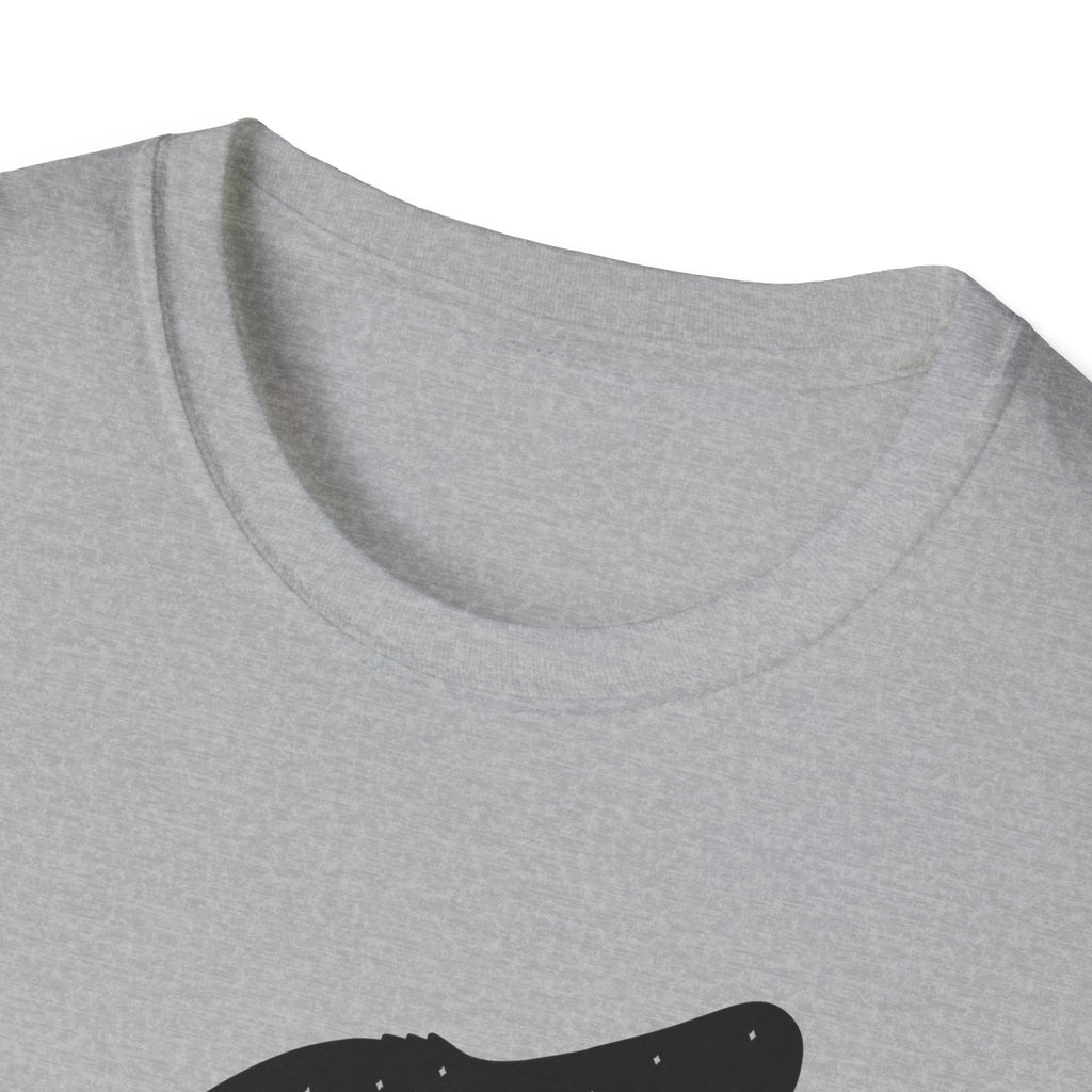 Howling Wolf Graphic T-Shirt